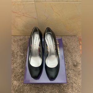 Madden Girl Heels Size 9